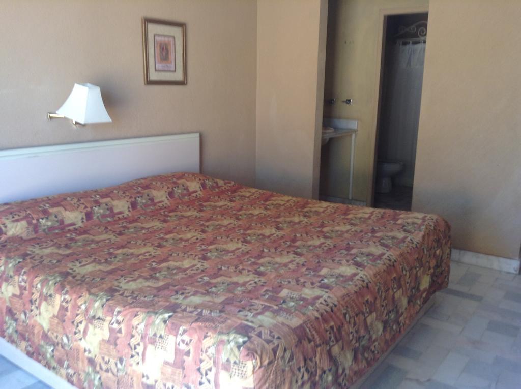 Los Jitos Hotel & Suites San Carlos Nuevo Guaymas ห้อง รูปภาพ