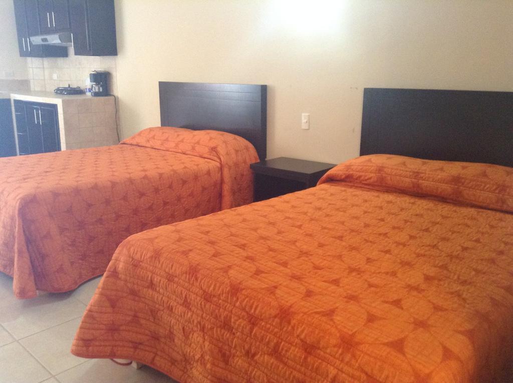 Los Jitos Hotel & Suites San Carlos Nuevo Guaymas ห้อง รูปภาพ