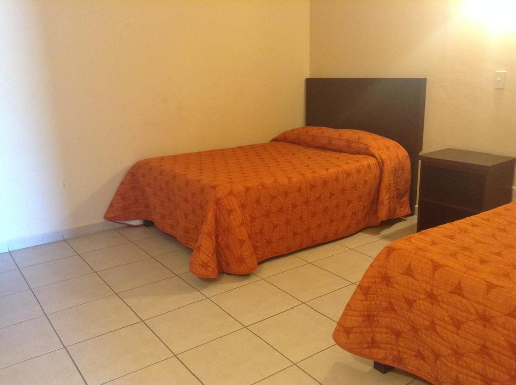 Los Jitos Hotel & Suites San Carlos Nuevo Guaymas ภายนอก รูปภาพ