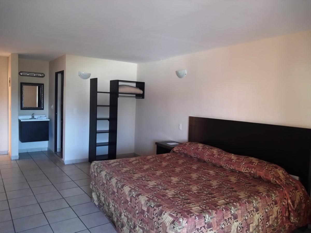 Los Jitos Hotel & Suites San Carlos Nuevo Guaymas ภายนอก รูปภาพ